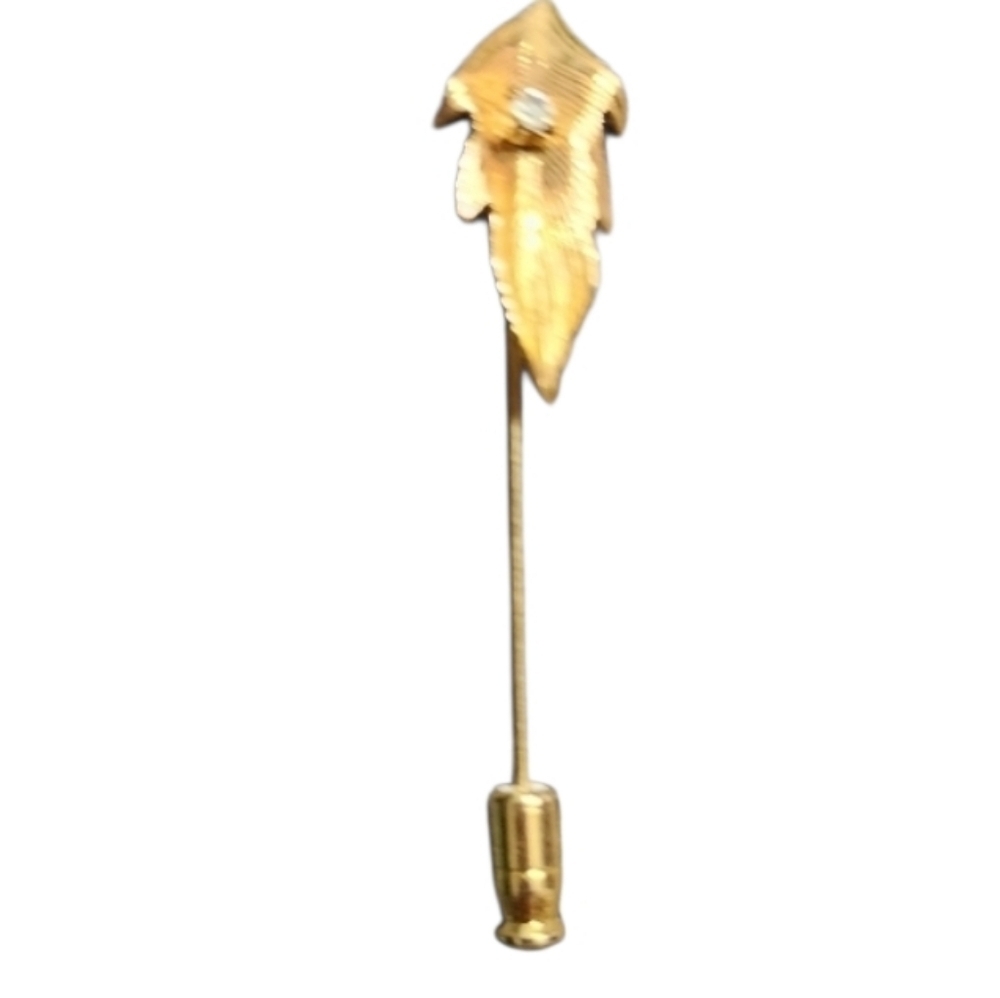 Vintage Goldtone Leaf Stick Pin Rhinestone